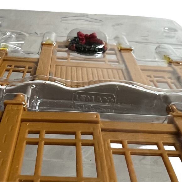 Lemax No. 97528 2004 Trash Bandits Raccoons Figurine and Archway Fence Set - Picture 9 of 10